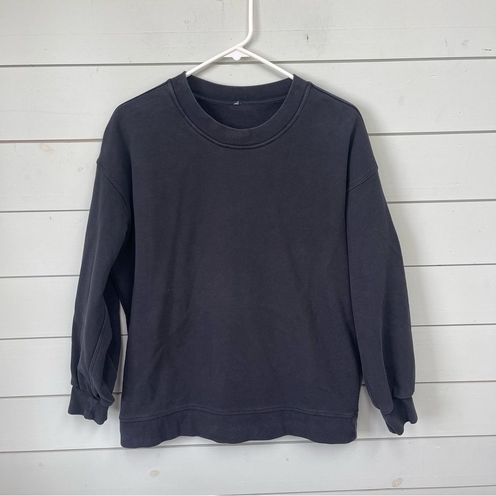 Lululemon black perfectly oversized crewneck sweatshirt women’s size 6